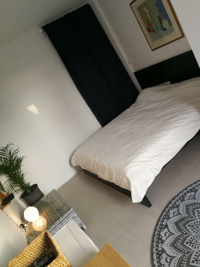 The Pearl Apartment Yehud-Monosson Ngoại thất bức ảnh